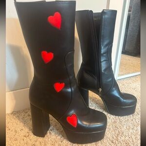 Lamoda Red Heart Black Platform Boots - Size 8